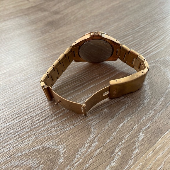 ✨ Fossil - Gold Watch - Picture 4 of 7